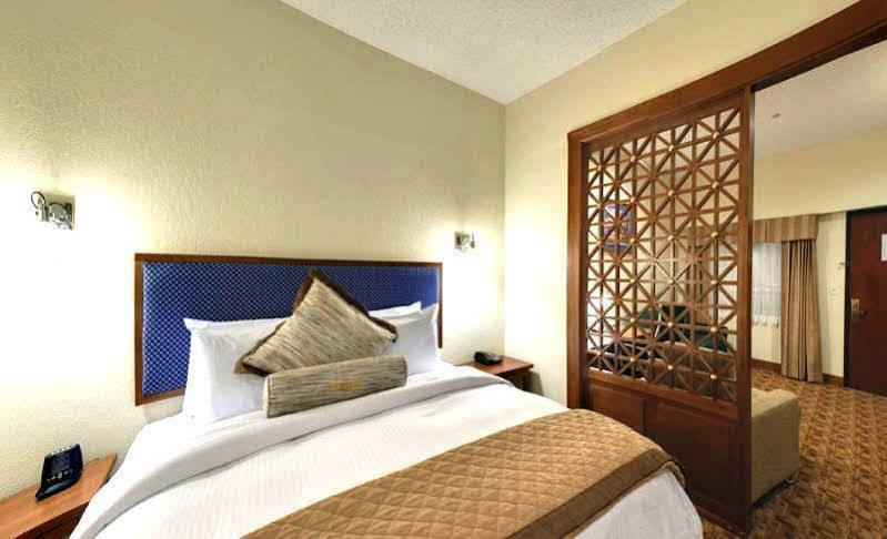 Wyndham Garden Baronne Plaza Hotel New Orleans Kültér fotó